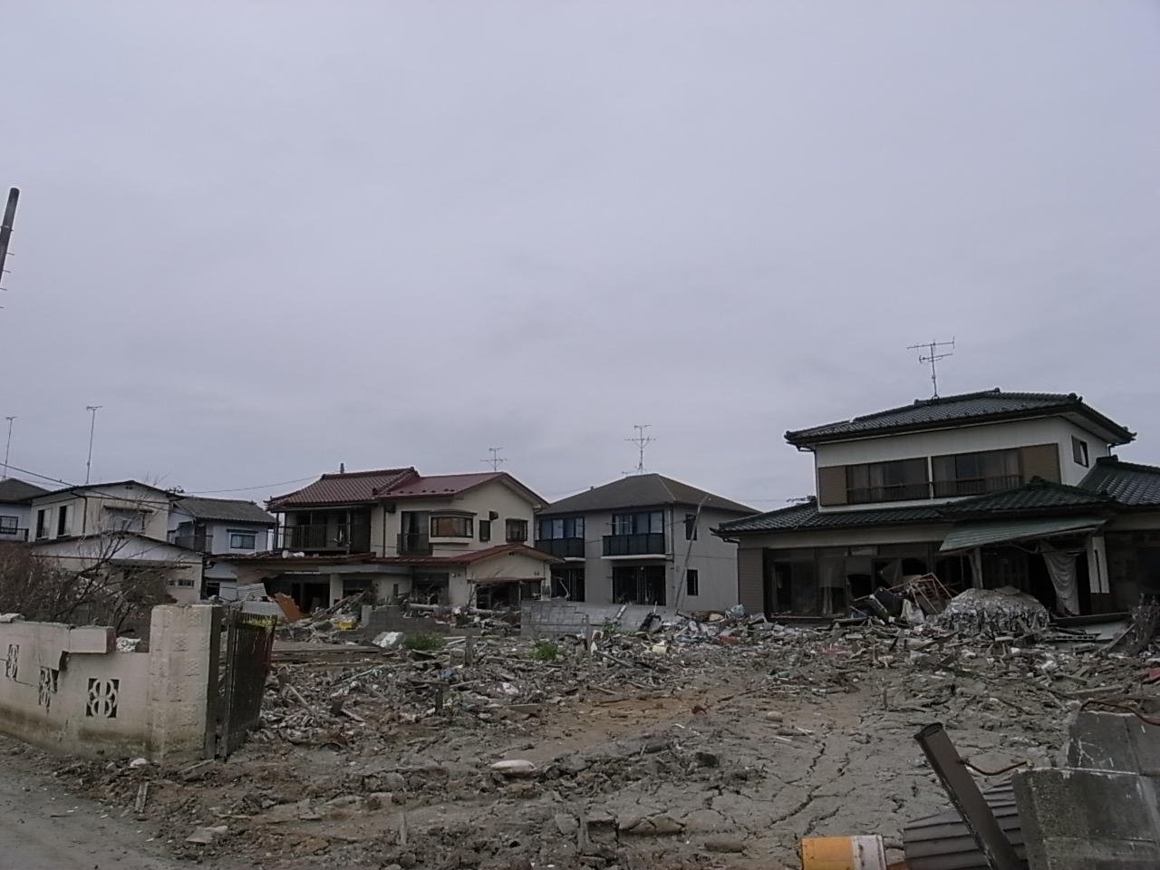 東日本大震災　届け、想い！！